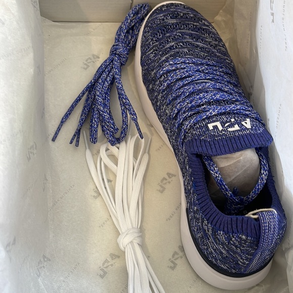 NWT APL Athletic Propulsion Labs Techloom Wave Blue Running Shoes M 7 / W 9 - Picture 15 of 16